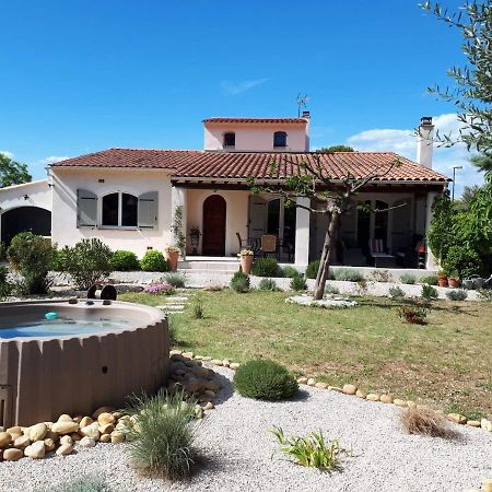Les Coronilles Bed & Breakfast Saint-Maximin Eksteriør bilde