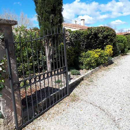 Les Coronilles Bed & Breakfast Saint-Maximin Eksteriør bilde