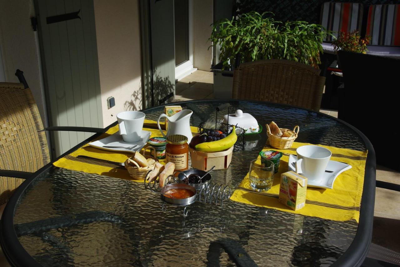 Les Coronilles Bed & Breakfast Saint-Maximin Eksteriør bilde